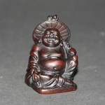 Lachende Boeddha zittend wierookhouder, polystone, 5cm (62-C)